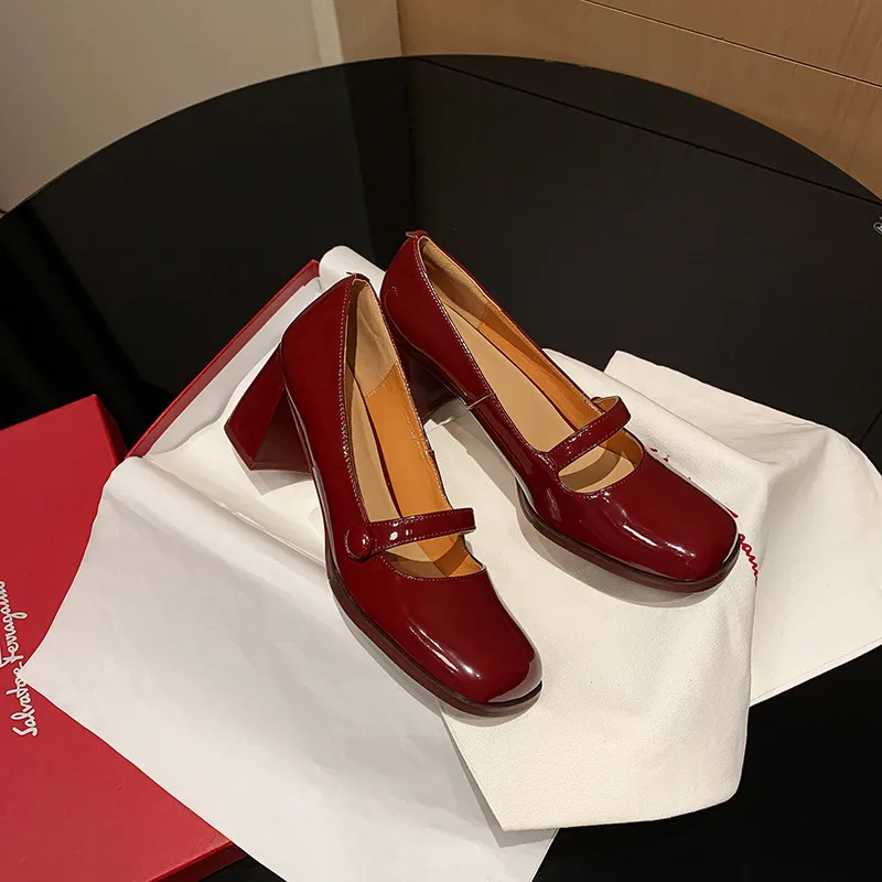 MKKHOU Fashion Pumps New High Quality Genuine Leather Shoes Round Head Shallow Mouth High Heels Mary Janes Women's Shoes
MKKHOU Fashion Pumps New High Quality Genuine Leather Shoes Round Head Shallow Mouth High Heels Mary Janes Women's Shoes