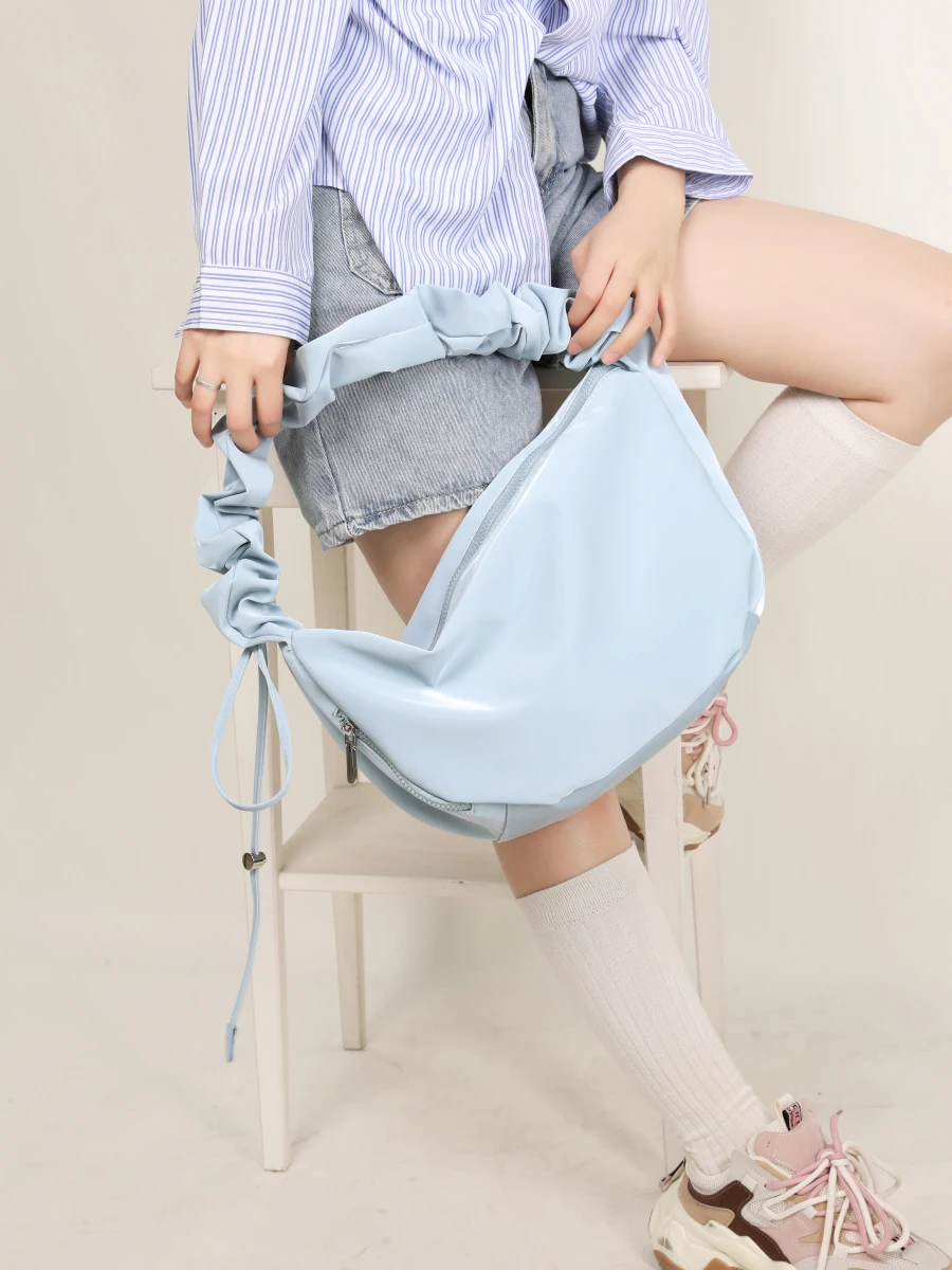Cloud Design Women's Underarm Bag Large Capaci Dumpling Crossbody Bag Faionable Trendy Single oulder Handbag
Cloud Design Women's Underarm Bag Large Capaci Dumpling Crossbody Bag Faionable Trendy Single oulder Handbag