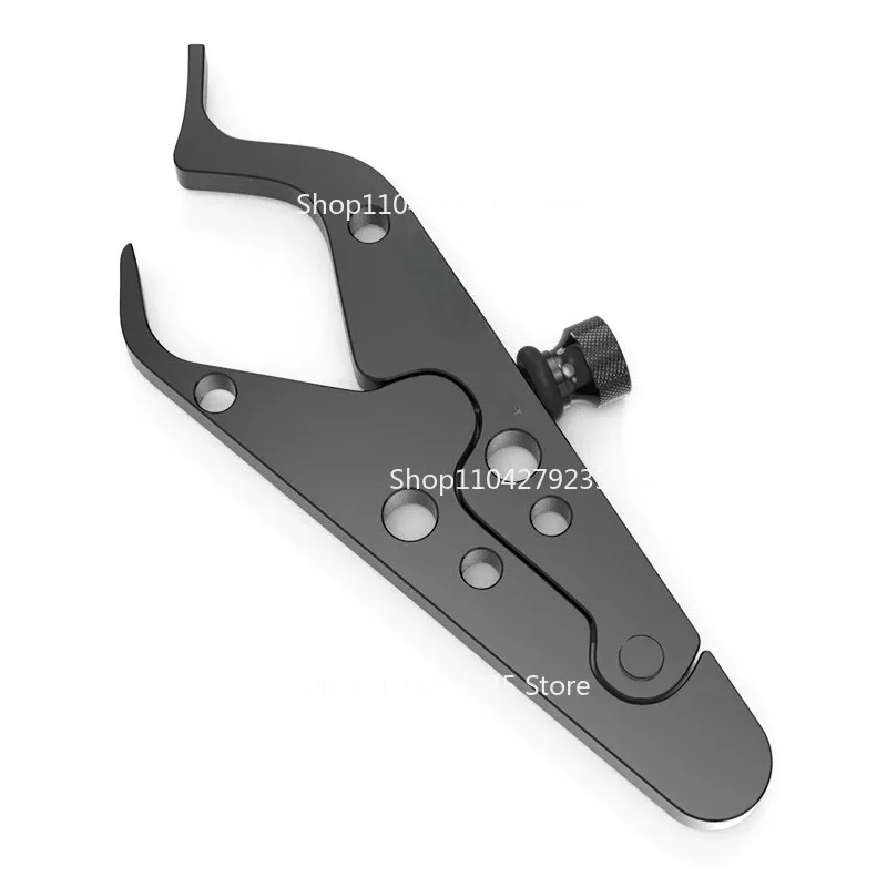 Suitable for Motorcycle Modification Cruise Control Throttle Stabilizer Handle Lock Clip Booster Accessories
Suitable for Motorcycle Modification Cruise Control Throttle Stabilizer Handle Lock Clip Booster Accessories