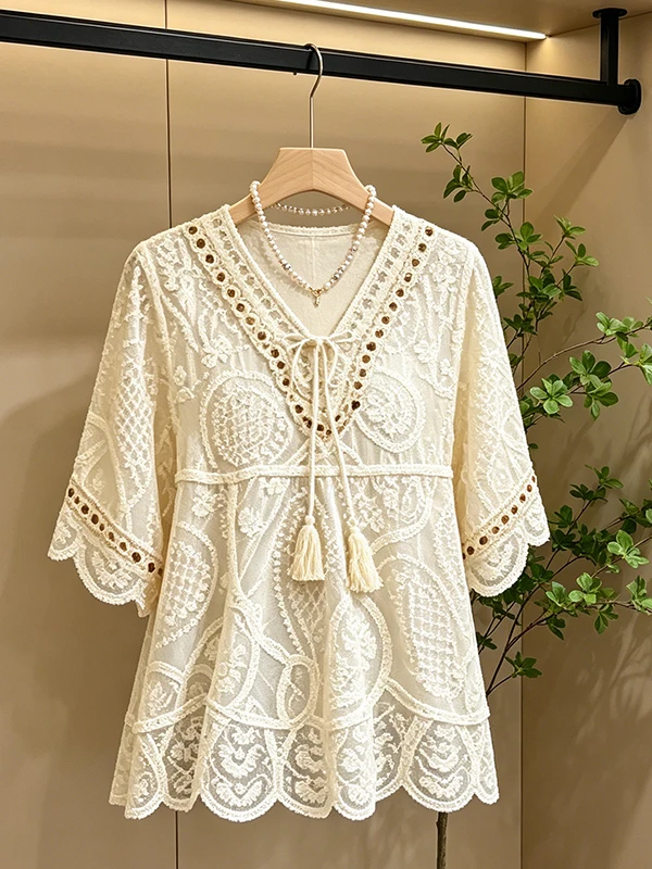 Bohemian Embroidered Lace Shirt Women's Thin Unique Design Summer New Style Sun Protection Slimming Top Korean Style Loose Fit
Bohemian Embroidered Lace Shirt Women's Thin Unique Design Summer New Style Sun Protection Slimming Top Korean Style Loose Fit