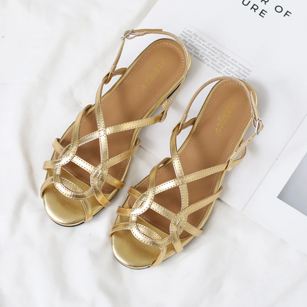 Women's Summer New Knitted Flat Sandals Round Head Casual Cross Fine Strap Sandals Fashionable Open toed Flat Bottom Sandals
Women's Summer New Knitted Flat Sandals Round Head Casual Cross Fine Strap Sandals Fashionable Open toed Flat Bottom Sandals