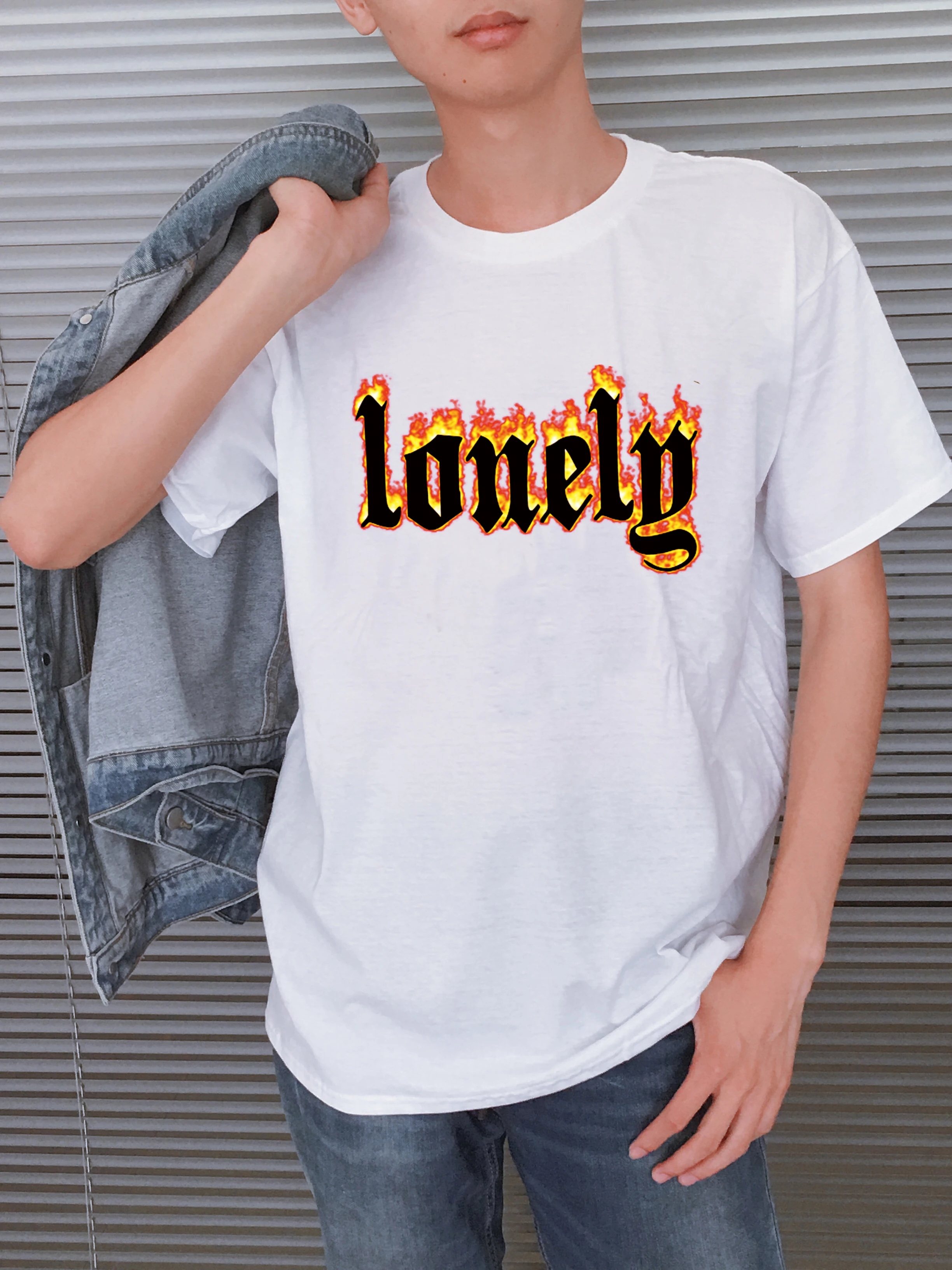 1pcs Lonely Frame T-shirts girl high quality soft cotton summer women tees streetwear easy fit femme vestidos dropshipping
1pcs Lonely Frame T-shirts girl high quality soft cotton summer women tees streetwear easy fit femme vestidos dropshipping