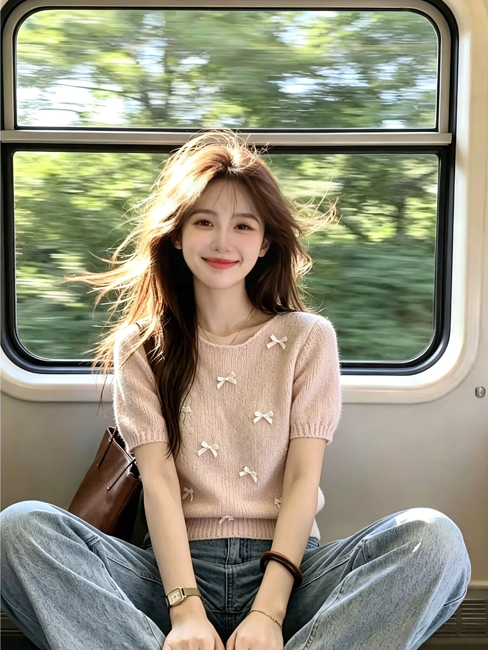 Korean Style Knot Short Sleeve Knitted Shirt Women's Summer New Gentle Wind Slimming Age Reduction Top Self Kept Model
Korean Style Knot Short Sleeve Knitted Shirt Women's Summer New Gentle Wind Slimming Age Reduction Top Self Kept Model