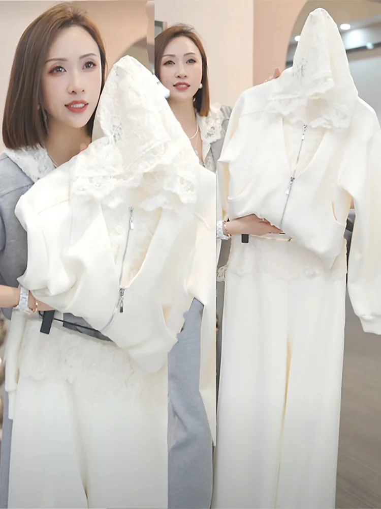Fashionable Sportswear Set for Women Lace Patchwork Wide Leg Pants Two Piece Suit Spring New Arrival Casual Comfortable Outfit
Fashionable Sportswear Set for Women Lace Patchwork Wide Leg Pants Two Piece Suit Spring New Arrival Casual Comfortable Outfit