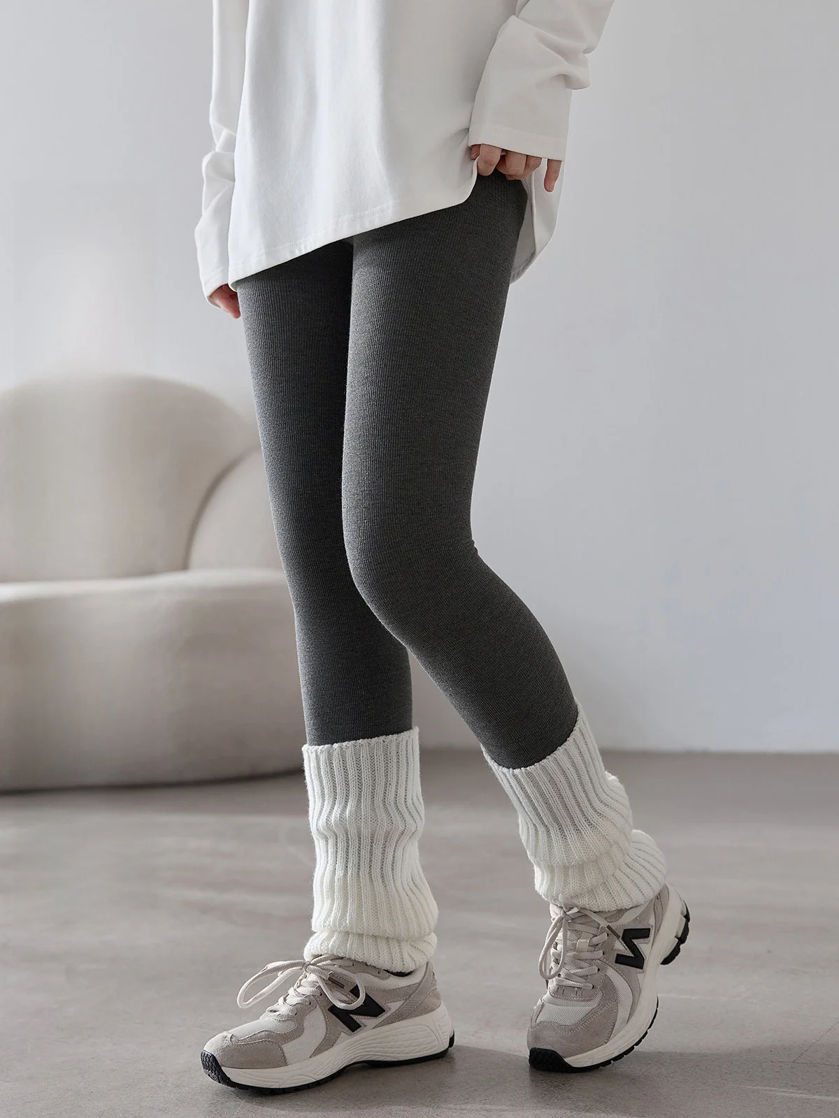 ay Thin Fce Leggings Women's High Waist Slimming Versatile Long Pants Casual High Waist Leggings for Winter 2025
ay Thin Fce Leggings Women's High Waist Slimming Versatile Long Pants Casual High Waist Leggings for Winter 2025