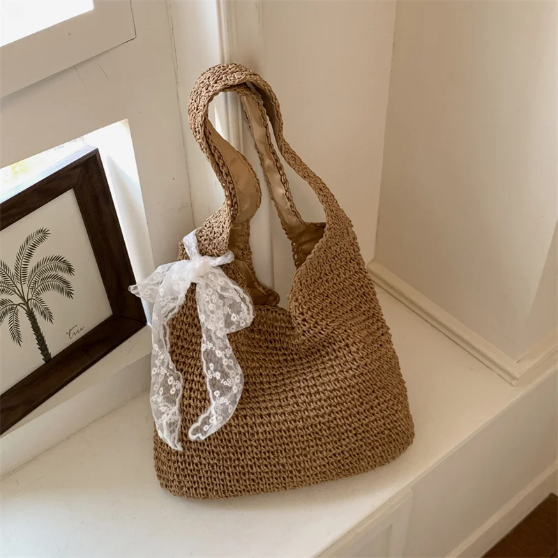 Women Knitted Shoulder Bag Fashion Tote Handbag Lightweight Handwoven Hobo Bag with Flower Decor Crochet Tote Bag Straw Hobo Bag
Women Knitted Shoulder Bag Fashion Tote Handbag Lightweight Handwoven Hobo Bag with Flower Decor Crochet Tote Bag Straw Hobo Bag