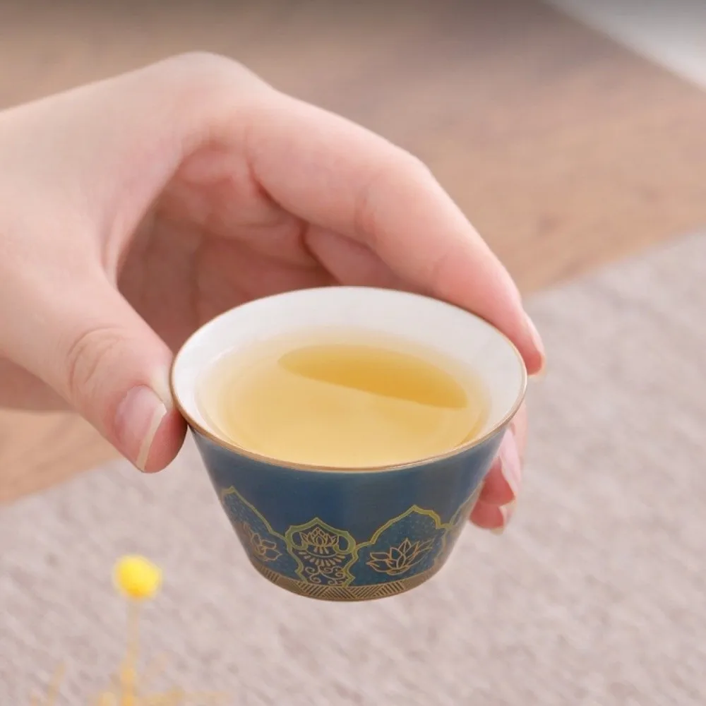 Керамический дорожный чайный сервиз с выступающей коробкой, подарочный набор для чая в китайском стиле с канистрой, портативная фарфоровая чайная посуда, подарок для подарка
Керамический дорожный чайный сервиз с выступающей коробкой, подарочный набор для чая в китайском стиле с канистрой, портативная фарфоровая чайная посуда, подарок для подарка