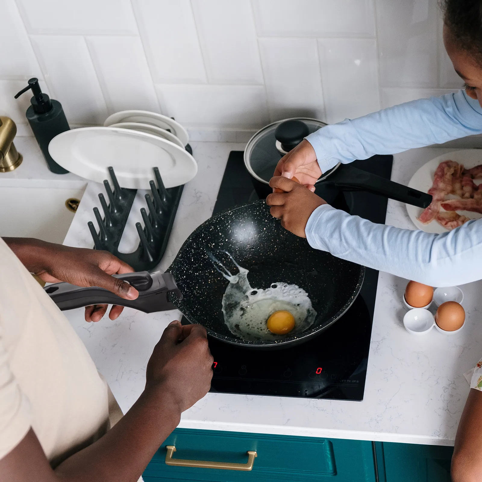 1Pcs Anti-Scald Handle Frying Pan Handle Universal Replacement Bakelite Pan Grip for Outdoor Soup Wok Household Cooking
1Pcs Anti-Scald Handle Frying Pan Handle Universal Replacement Bakelite Pan Grip for Outdoor Soup Wok Household Cooking