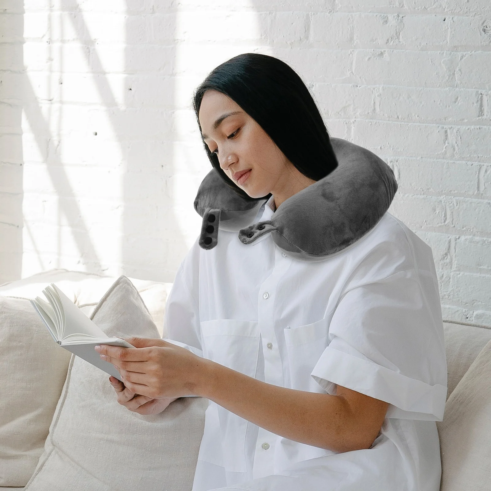 Memory Foam Neck Pillow U Shaped Portable Travel Sleeping Pillow Office Support Lumbar Cushion Portable Throw Pillows 
Memory Foam Neck Pillow U Shaped Portable Travel Sleeping Pillow Office Support Lumbar Cushion Portable Throw Pillows