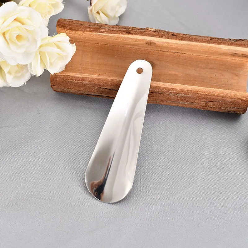 General 12cm Stainless Steel Small Shoehorn Household Shoe Putting-on Tool Smooth Durable Sturdy Cute Shoehorn
General 12cm Stainless Steel Small Shoehorn Household Shoe Putting-on Tool Smooth Durable Sturdy Cute Shoehorn