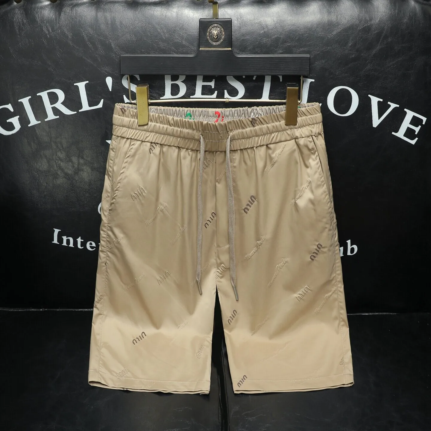 Summer 2026 Men's Beach orts Five-Quarter Thin Qui Dry Pants Stand Fit Elastic Waist Polyester Fiber Khaki Geometric P...
Summer 2026 Men's Beach orts Five-Quarter Thin Qui Dry Pants Stand Fit Elastic Waist Polyester Fiber Khaki Geometric P...