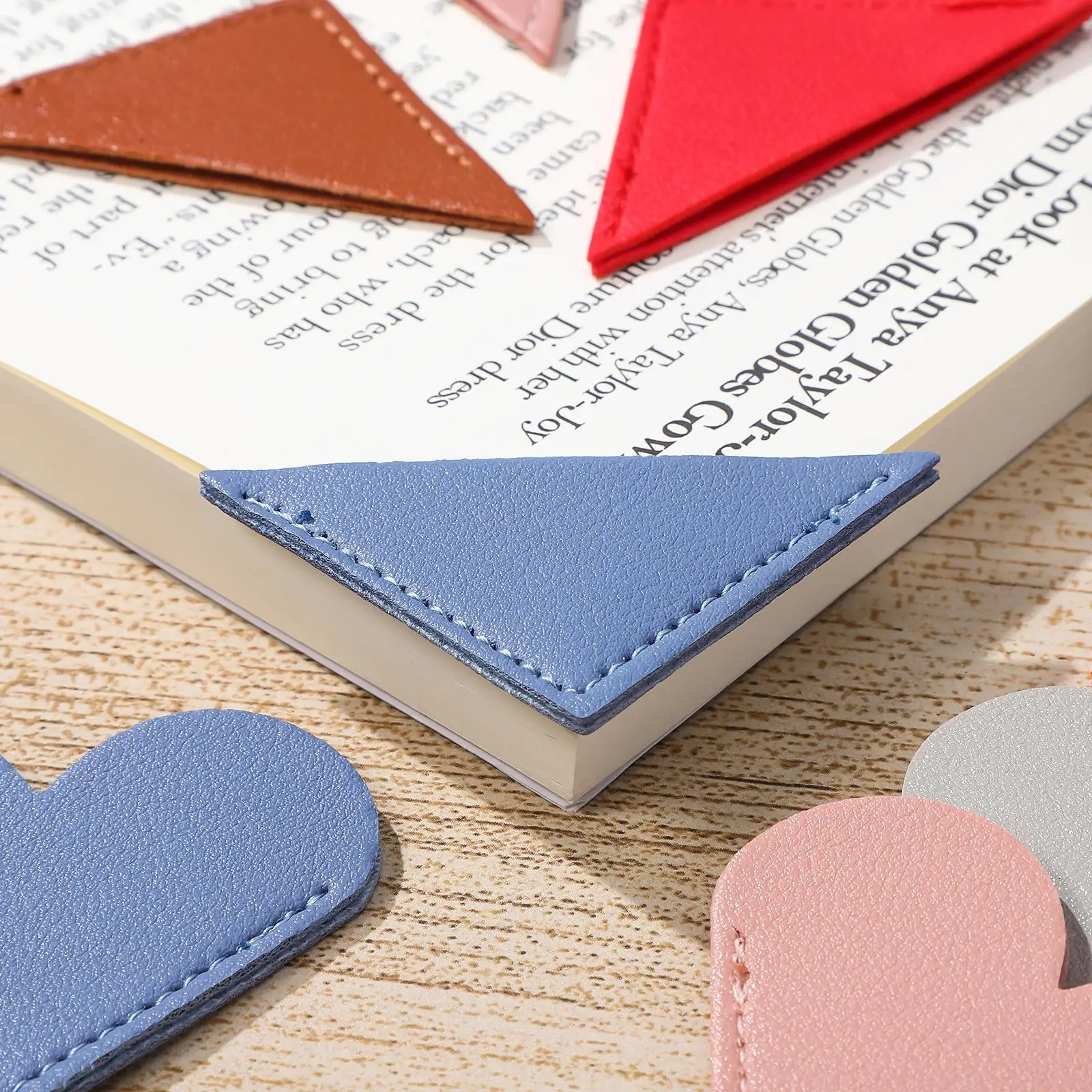 12 Pcs Corner for Women Heart Pu Material Book Corner Bookmarks Bookmarks Aesthetic Reading Accessories Students
12 Pcs Corner for Women Heart Pu Material Book Corner Bookmarks Bookmarks Aesthetic Reading Accessories Students