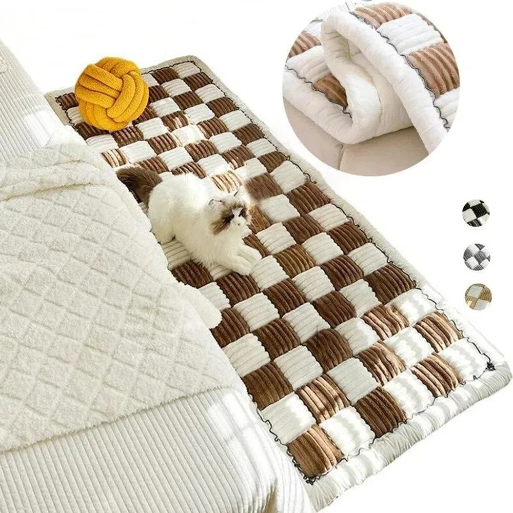 Winter Pet Bed Warm Plush Checkered Pet Mats for Car Backseat Sofa Soft Comfortable Washable Cats Dogs Cushion Floor Mat
Winter Pet Bed Warm Plush Checkered Pet Mats for Car Backseat Sofa Soft Comfortable Washable Cats Dogs Cushion Floor Mat