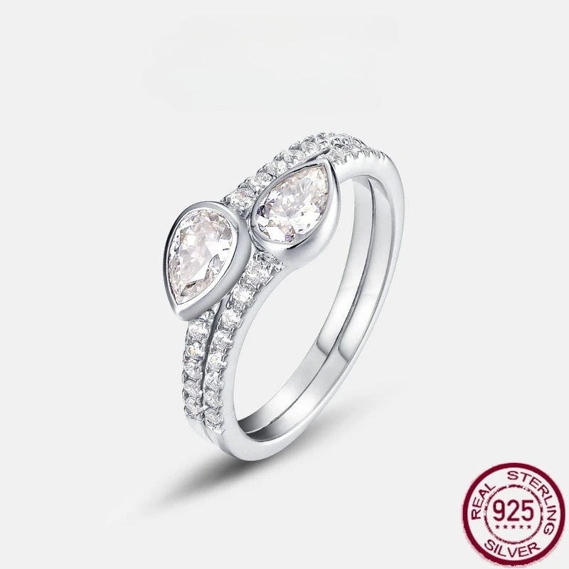 New S925 sterling silver moissanite ring pear shaped couple proposal engagement ring fashionable and simple wedding jewelry
New S925 sterling silver moissanite ring pear shaped couple proposal engagement ring fashionable and simple wedding jewelry