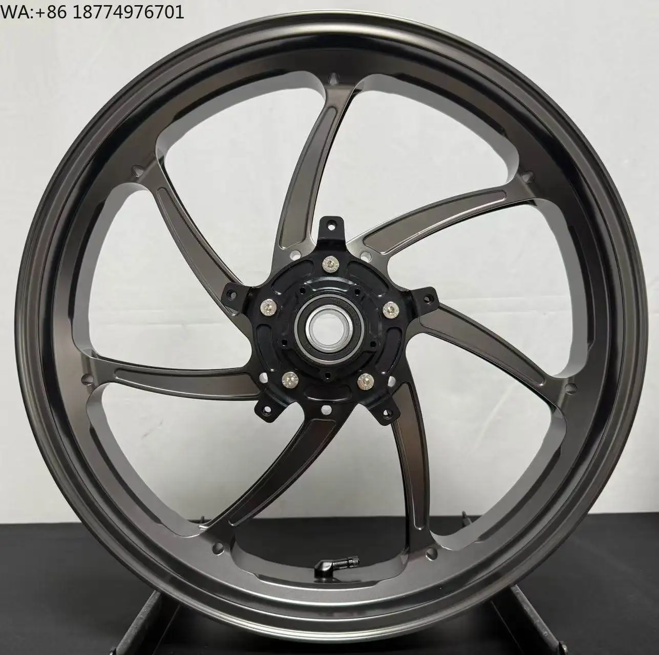 Подходит для Yamaha YZF-R1 MT-10: Кованые колеса 17x3.5, 17x5.5, обработанные на ЧПУ, из сплава 6061-T6, для гоночных мотоциклов, высокопроизводительные.
Подходит для Yamaha YZF-R1 MT-10: Кованые колеса 17x3.5, 17x5.5, обработанные на ЧПУ, из сплава 6061-T6, для гоночных мотоциклов, высокопроизводительные.