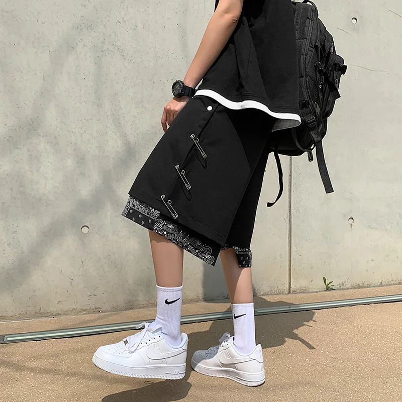High Street Casual Shorts Men Baggy Print Patchwork Fake Two-Piece Button-Up Pants Hip Hop Punks Beach Shorts Summer Streetwear
High Street Casual Shorts Men Baggy Print Patchwork Fake Two-Piece Button-Up Pants Hip Hop Punks Beach Shorts Summer Streetwear
