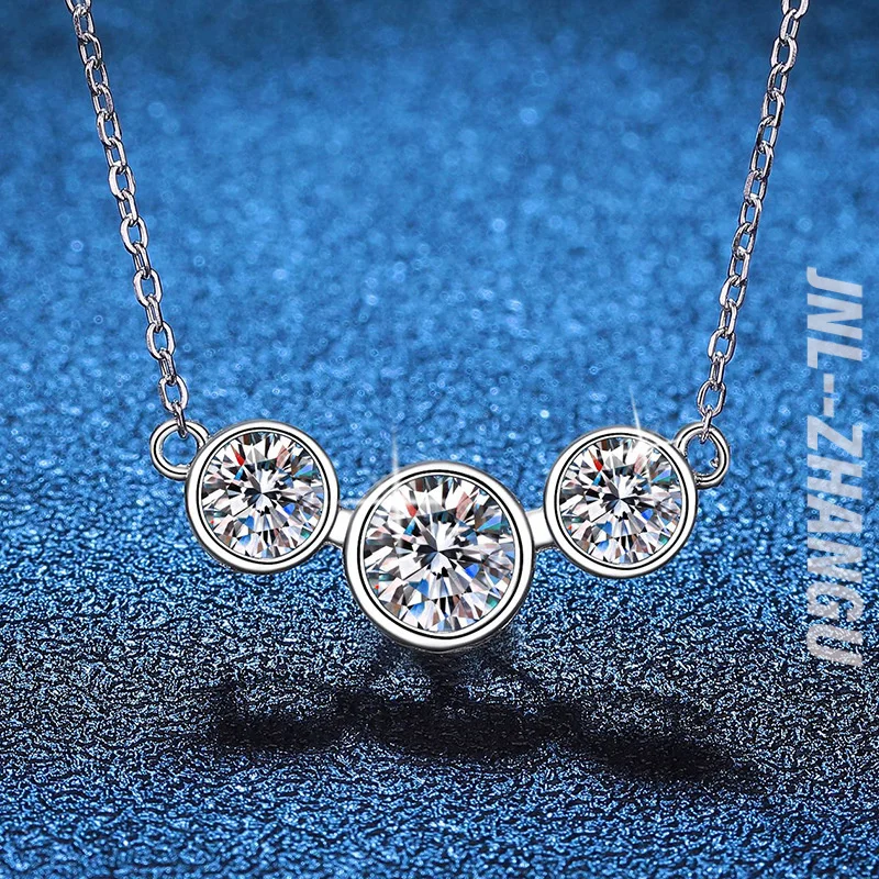 Wholesales925Sterling Silver Pendant Moissanite Necklace High Sense Three Princess2CaratDColorful Moissanite Necklace
Wholesales925Sterling Silver Pendant Moissanite Necklace High Sense Three Princess2CaratDColorful Moissanite Necklace