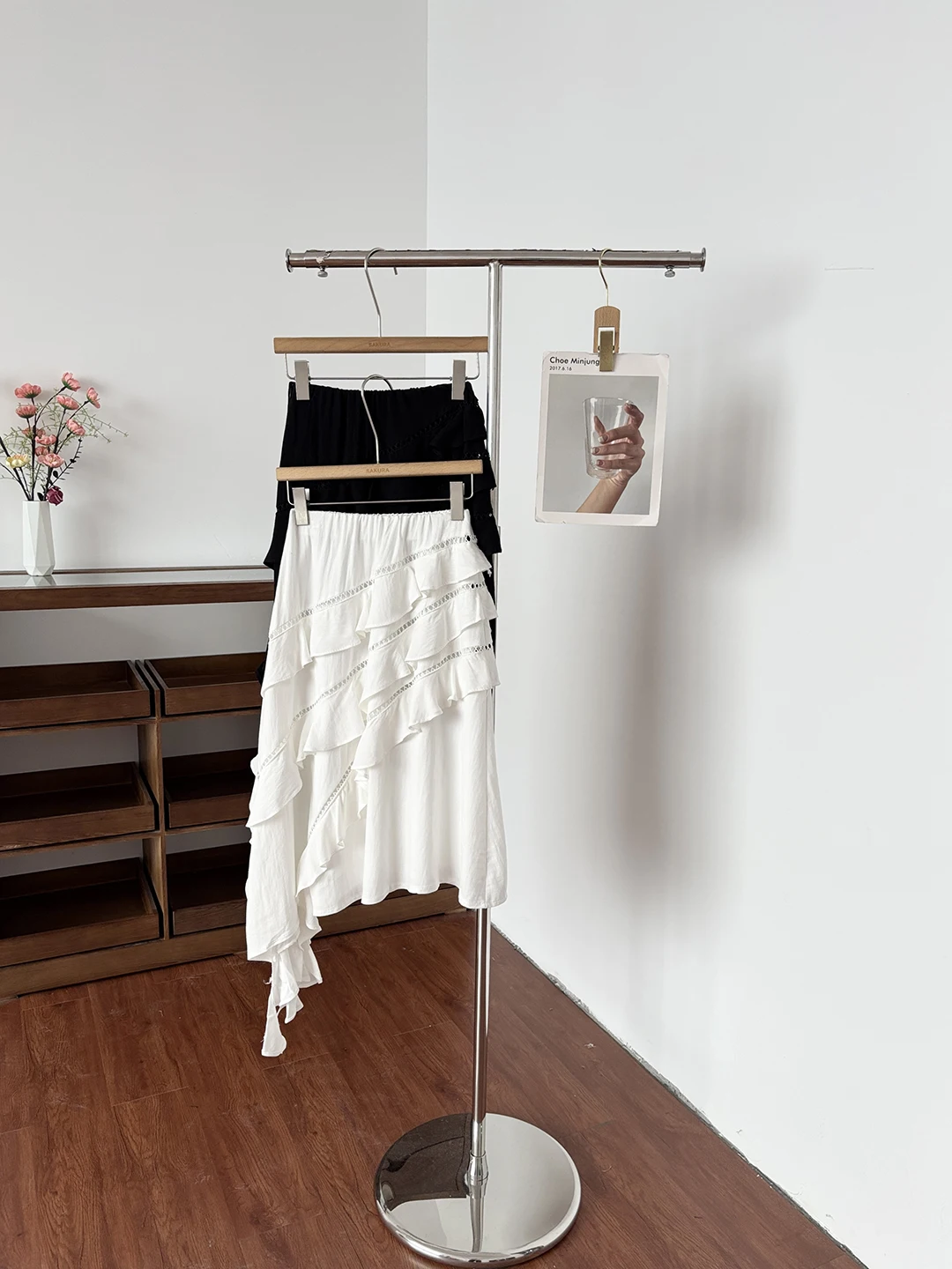 Summer 2026 High Waist A-Line Skirt Women's White Lace Hem Irregular Half Skirt Slimming Versatile Korean Style Polyester Fiber
Summer 2026 High Waist A-Line Skirt Women's White Lace Hem Irregular Half Skirt Slimming Versatile Korean Style Polyester Fiber