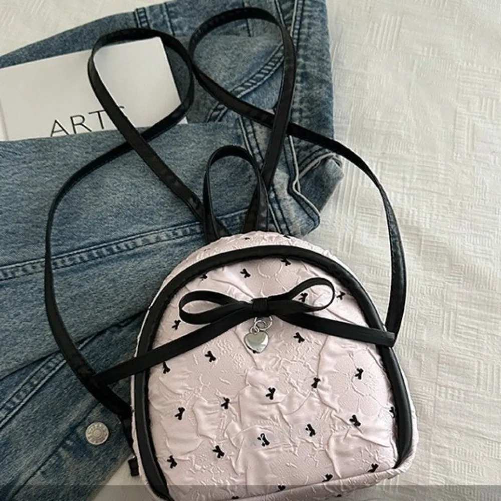 Fashion Sweet Backpack Print Design Small Size Handbag Trendy Bow Shaped Bag Summer Season
Fashion Sweet Backpack Print Design Small Size Handbag Trendy Bow Shaped Bag Summer Season