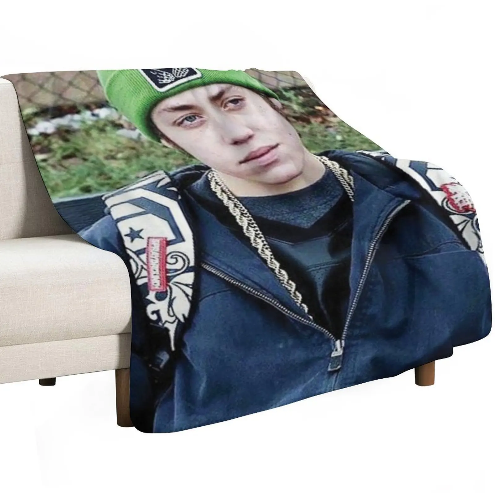 Ethan cutkosky Throw Blanket Hair Beach Winter beds christmas decoration Blankets
Ethan cutkosky Throw Blanket Hair Beach Winter beds christmas decoration Blankets