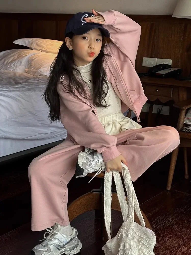 Girls autumn clothing 2025 new older children's women's clothing foreign style 12-year-old girl spring and autumn sports sweater
Girls autumn clothing 2025 new older children's women's clothing foreign style 12-year-old girl spring and autumn sports sweater