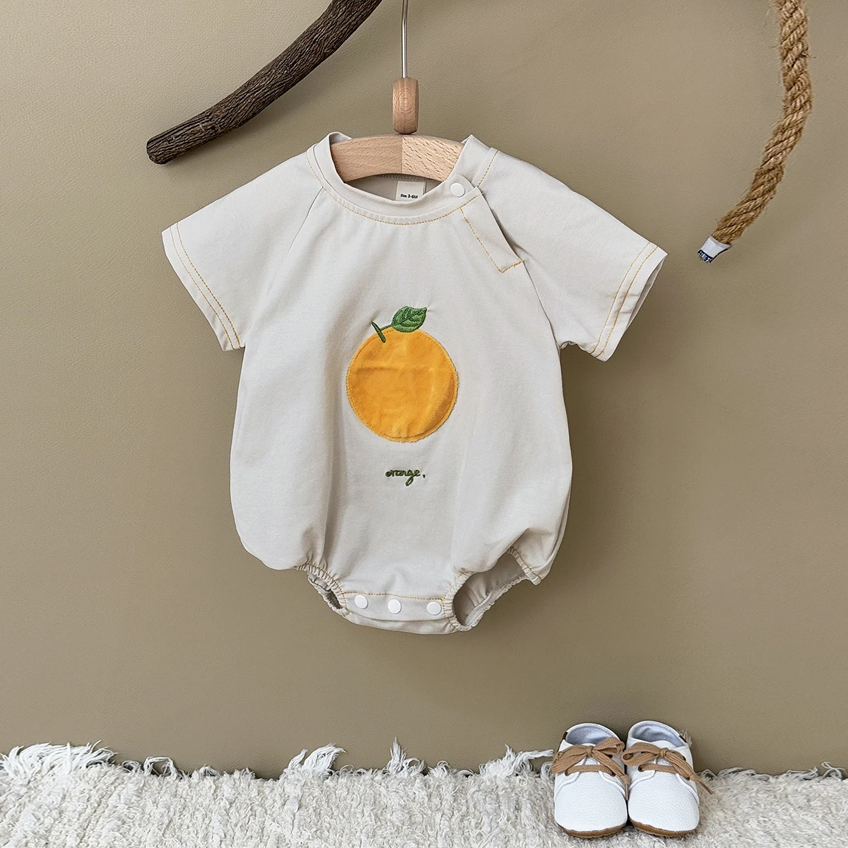 INS Summer New Baby Bodysuit Newborn Clothing Boys Girls Cotton Triangle Romper Plush letter Short Sleeve Infant 0-18M
INS Summer New Baby Bodysuit Newborn Clothing Boys Girls Cotton Triangle Romper Plush letter Short Sleeve Infant 0-18M