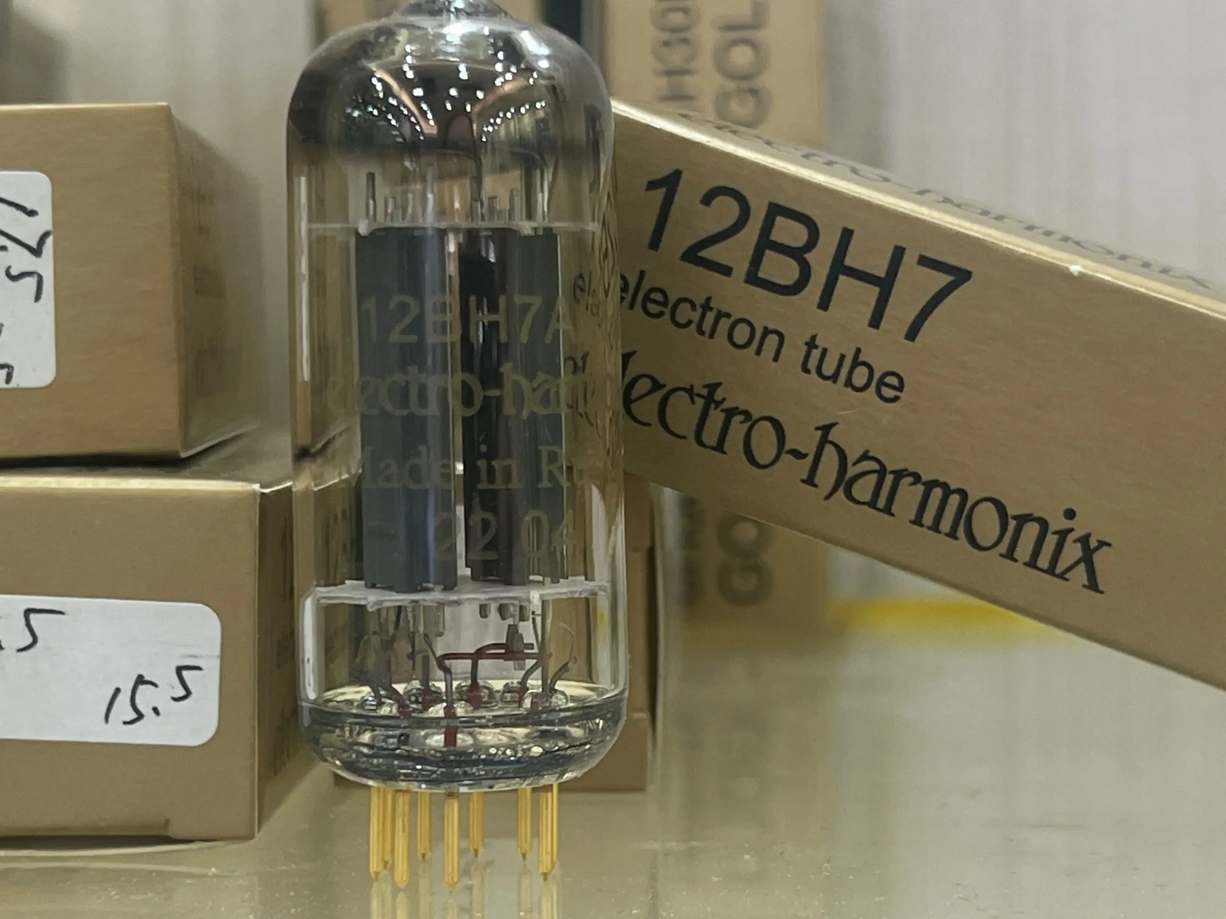 EH 12BH7 Electronic Tube 5687 7119 E182CC 6N6 Replacement Vacuum Tube Original Factory Precision Matching for Amplifier
EH 12BH7 Electronic Tube 5687 7119 E182CC 6N6 Replacement Vacuum Tube Original Factory Precision Matching for Amplifier