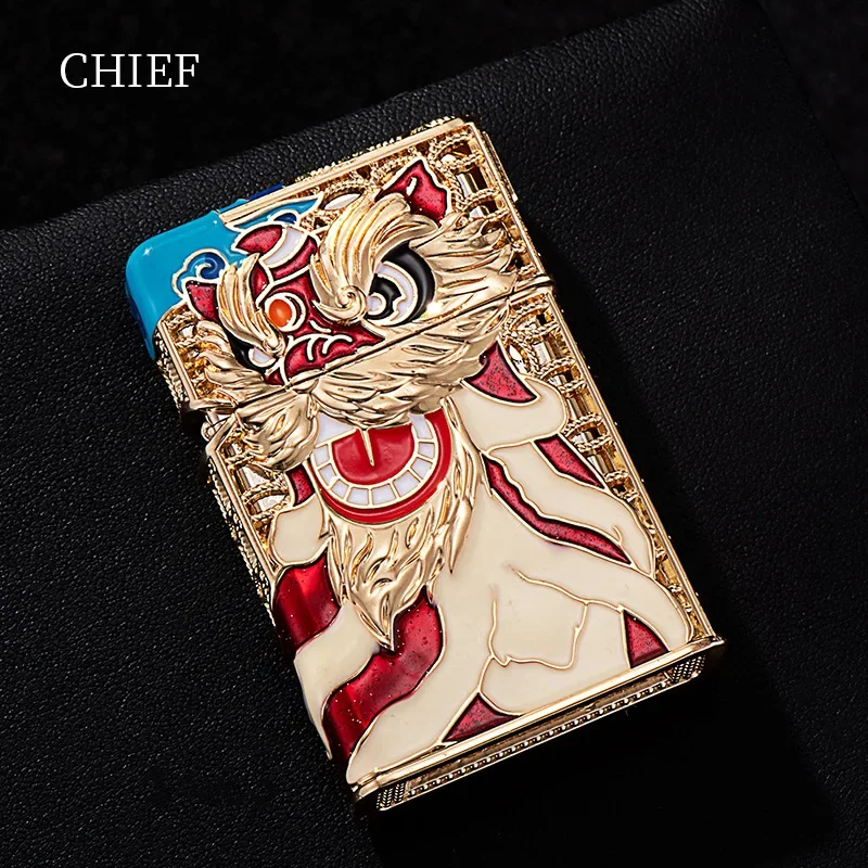 Керосиновая Зажигалка CHIEF с эмалью и металлической проволокой для танцев с Львом, винтажные аксессуары для сигарет высокого качества
Керосиновая Зажигалка CHIEF с эмалью и металлической проволокой для танцев с Львом, винтажные аксессуары для сигарет высокого качества