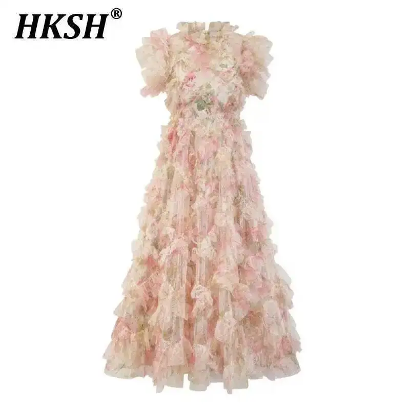 HKSH Sweet Elegant Dress Embroidered A-line Long Skirt Vacation Half Turtleneck Floral Sleeveless Tide Chic Spring Summer HK4150
HKSH Sweet Elegant Dress Embroidered A-line Long Skirt Vacation Half Turtleneck Floral Sleeveless Tide Chic Spring Summer HK4150