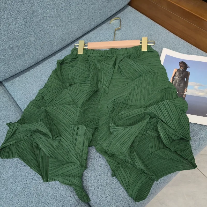 Miyake Handmade Diamond Pleated Shorts Summer New Simple Casual Elastic Waist Loose Women's Home Lightweight Five-Point Shorts
Miyake Handmade Diamond Pleated Shorts Summer New Simple Casual Elastic Waist Loose Women's Home Lightweight Five-Point Shorts