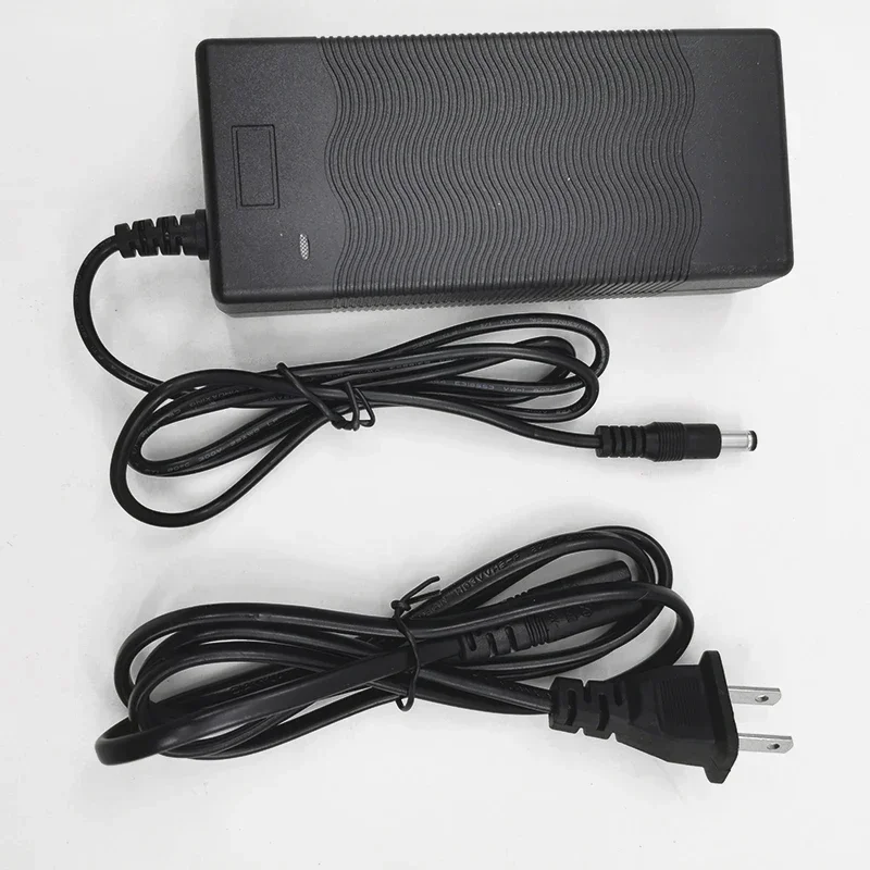 42V DC Electric Scooter Charger For KUGOO S Series For ETWOW 8-inch Scooter Optional US/UK/EU/AUS Plug Scooter Accessory
42V DC Electric Scooter Charger For KUGOO S Series For ETWOW 8-inch Scooter Optional US/UK/EU/AUS Plug Scooter Accessory