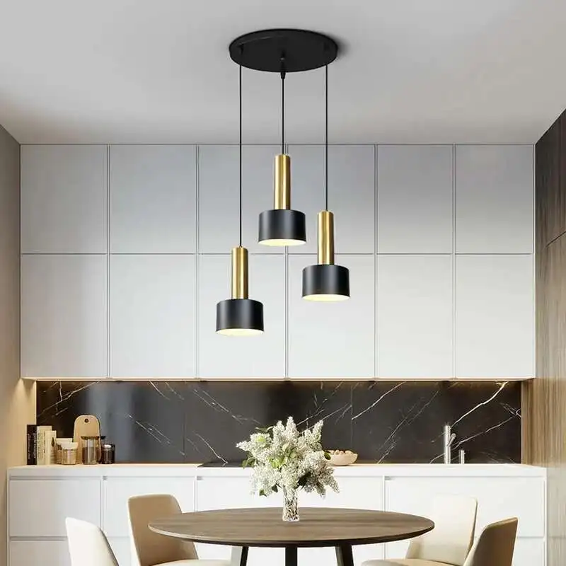 Modern Pendant Lamp 3 Head Round Straight Dining Room Light Restaurant Coffee Shop Living Room Chandelier Black Pendant Lights
Modern Pendant Lamp 3 Head Round Straight Dining Room Light Restaurant Coffee Shop Living Room Chandelier Black Pendant Lights