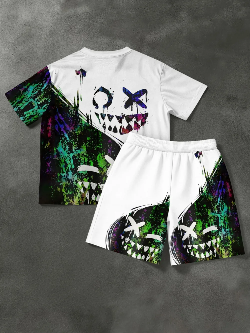 Men's summer fun smiling face print comfortable breathable round neck T-shirt drawstring shorts set outdoor casual wear
Men's summer fun smiling face print comfortable breathable round neck T-shirt drawstring shorts set outdoor casual wear