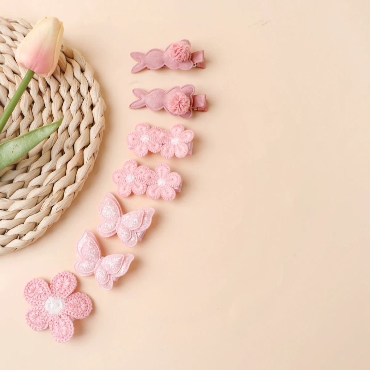 7Pcs Embroidery Flowers Love Heart Ponytail Decor Hair Clips For Baby Girls Teenager Barrettes BB Hairpins Hair Accessory
7Pcs Embroidery Flowers Love Heart Ponytail Decor Hair Clips For Baby Girls Teenager Barrettes BB Hairpins Hair Accessory