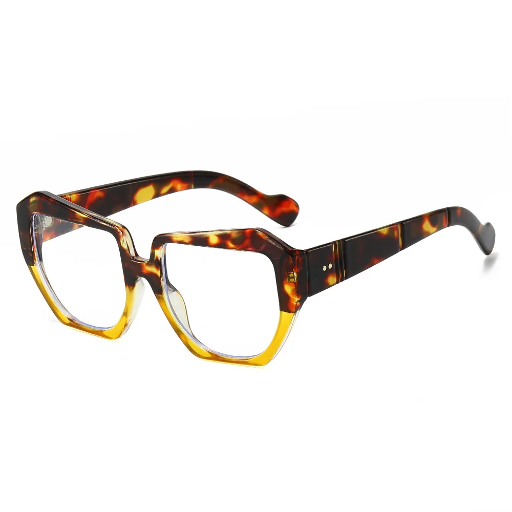 European and American Fashion Trend Thick Frame Glasses Frames for Men and Women Street Photography Versatile Anti-Blue Light Glasses
European and American Fashion Trend Thick Frame Glasses Frames for Men and Women Street Photography Versatile Anti-Blue Light Glasses