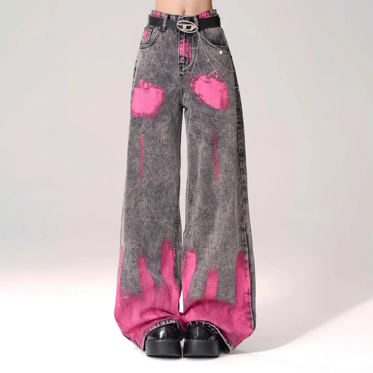 Прямые джинсы High Street с принтом граффити, женские весенне-осенние новые утягивающие широкие брюки с высокой талией, свободные длинные брюки
Прямые джинсы High Street с принтом граффити, женские весенне-осенние новые утягивающие широкие брюки с высокой талией, свободные длинные брюки