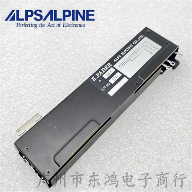 1 PCS Japanese ALPS K.FADER MIDAS XL series mixing console with sliding rod 132mm single potentiometer A10K
1 PCS Japanese ALPS K.FADER MIDAS XL series mixing console with sliding rod 132mm single potentiometer A10K