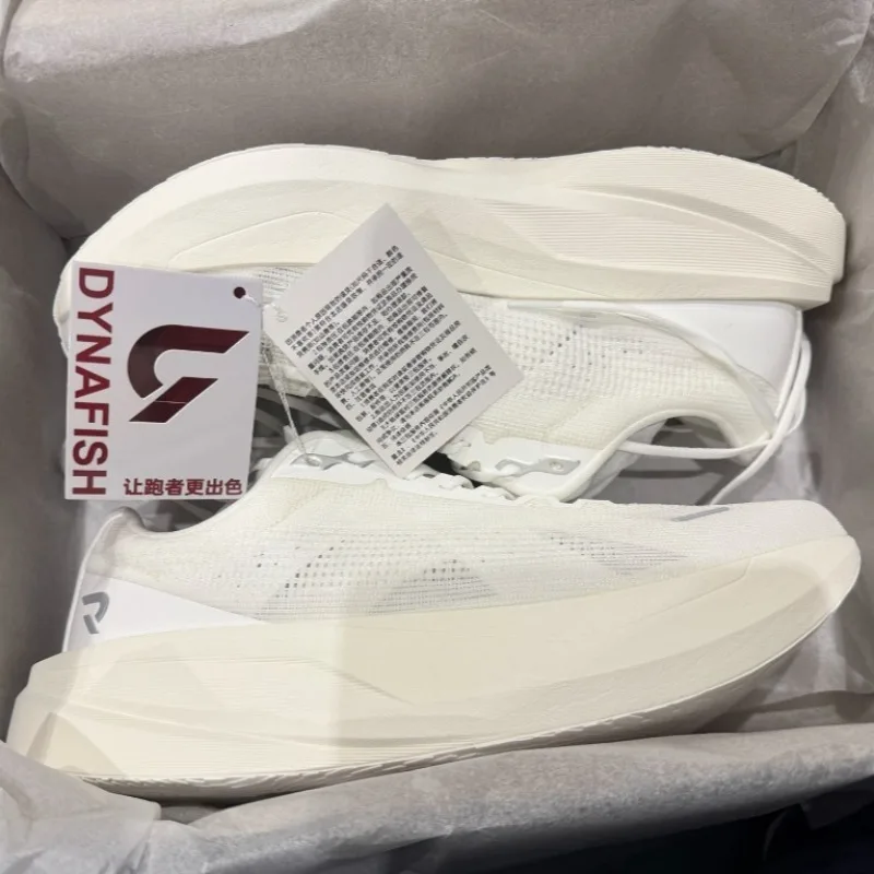 2026 Hot Sale Men Running Shoe Carbon Plate Running Sneakers Men Light Weight Sport Man Shoes Soft Sole Walking Sneakers For Men
2026 Hot Sale Men Running Shoe Carbon Plate Running Sneakers Men Light Weight Sport Man Shoes Soft Sole Walking Sneakers For Men
