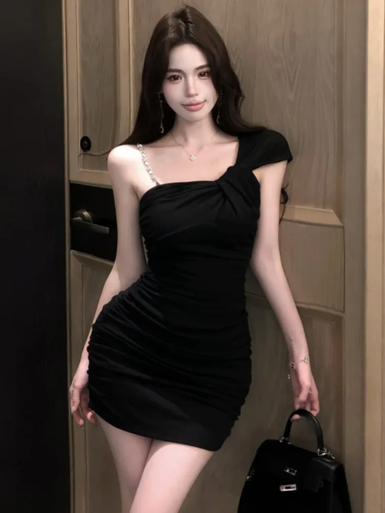 Elegant Asymmetric Women's Dress Sexy Pleated Slimming Bodycon Skirt Black Dress Korean Style High Waist Summer Fashion
Elegant Asymmetric Women's Dress Sexy Pleated Slimming Bodycon Skirt Black Dress Korean Style High Waist Summer Fashion
