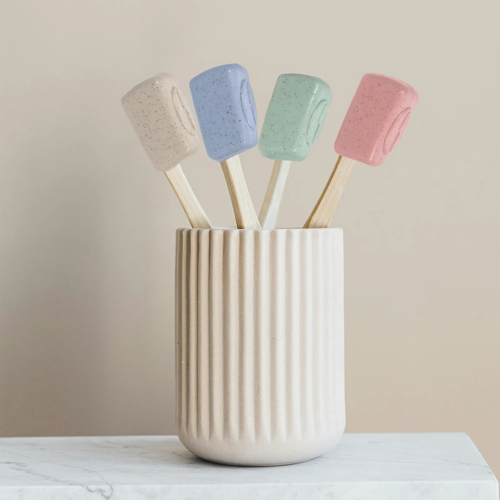 Портативные колпачки для зубных щеток, набор из 4 шт., разноцветные, для путешествий, защитные, сменные
Портативные колпачки для зубных щеток, набор из 4 шт., разноцветные, для путешествий, защитные, сменные