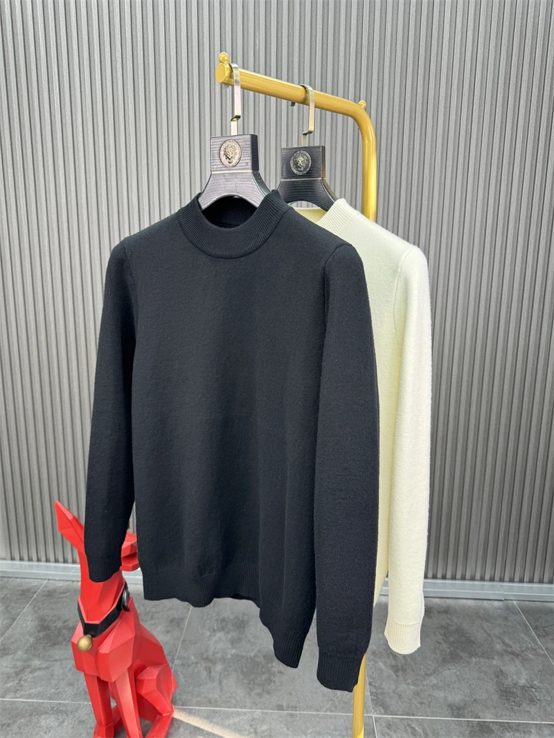 Svip мужской модный вязаный свитер с высоким воротником, однотонный повседневный теплый зимний пуловер для отдыха, длинный трикотаж све
Svip мужской модный вязаный свитер с высоким воротником, однотонный повседневный теплый зимний пуловер для отдыха, длинный трикотаж све