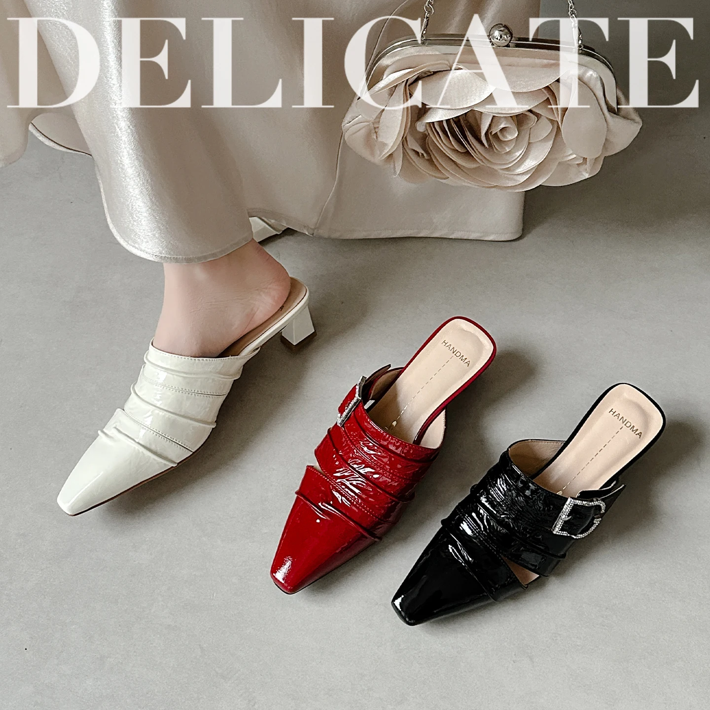 2026 new summer women sandals natural leather 22-24.5cm patent cowhide+sheepskin square toe buckle women fashion slippers
2026 new summer women sandals natural leather 22-24.5cm patent cowhide+sheepskin square toe buckle women fashion slippers