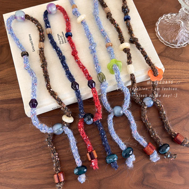 Knitted Yarn Beaded Adjustable Drawstring Necklace Retro Sweater Chain For Women Personality Choker Alternative Daily Casual
Knitted Yarn Beaded Adjustable Drawstring Necklace Retro Sweater Chain For Women Personality Choker Alternative Daily Casual