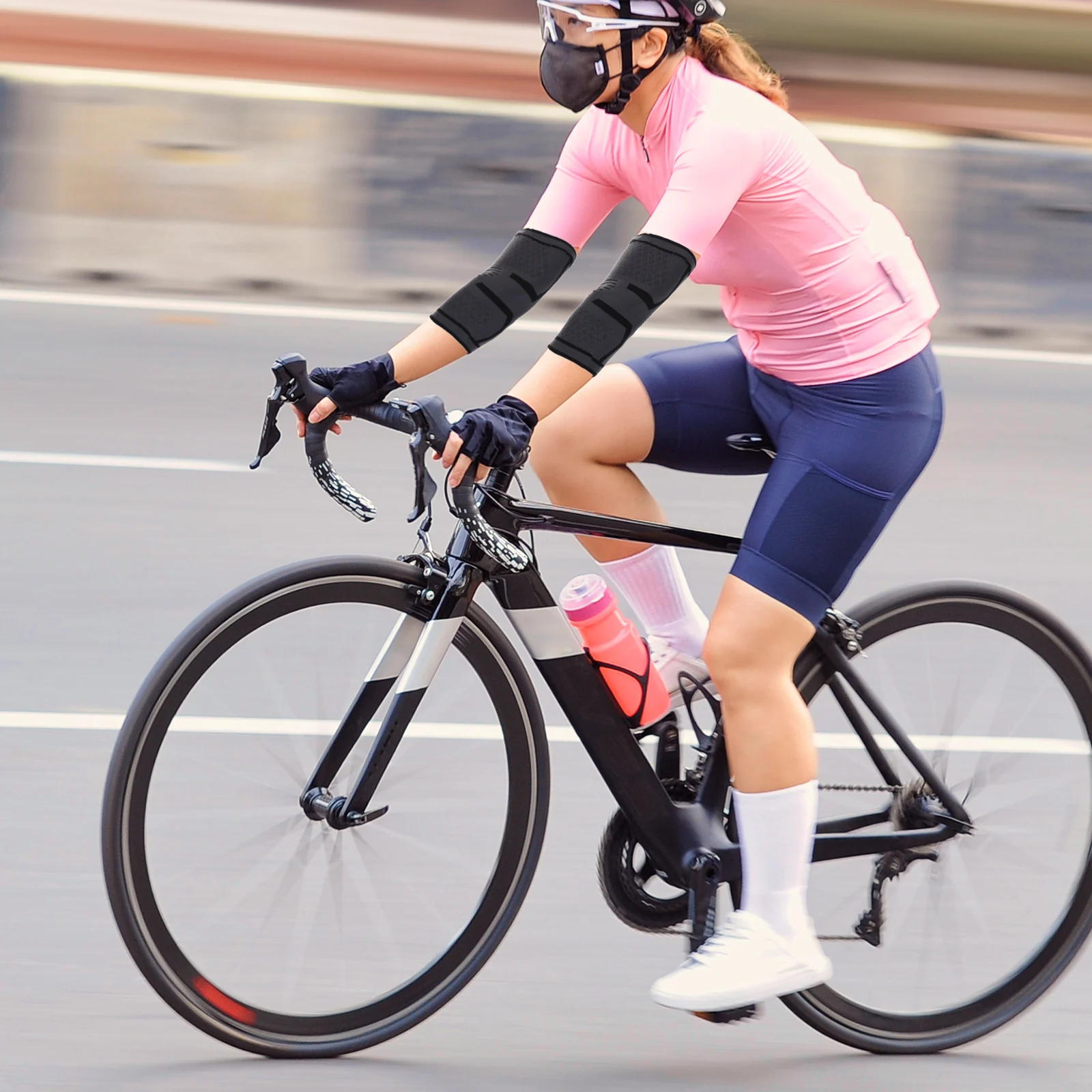 1 Pair Compression Elbow Sleeve Breathable Sports Arm Support For Tendonitis Running Tennis Basketball Cycling
1 Pair Compression Elbow Sleeve Breathable Sports Arm Support For Tendonitis Running Tennis Basketball Cycling