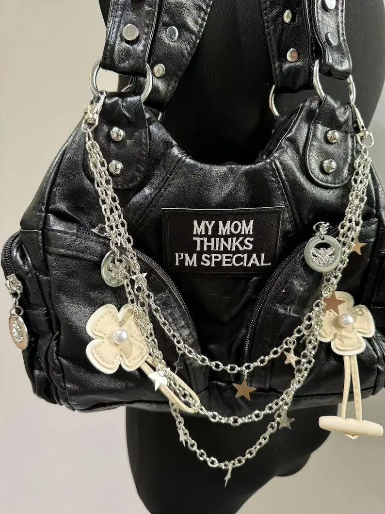 Spicy Girl Y2K Wasteland Style Vintage Leather Shoulder for Women Handbag Hot Selling Y2K Style Retro Style Shoulder Bag
Spicy Girl Y2K Wasteland Style Vintage Leather Shoulder for Women Handbag Hot Selling Y2K Style Retro Style Shoulder Bag