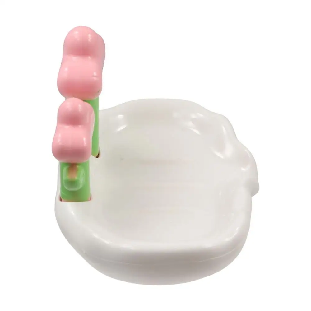 Bathroom Accessories Creative Flower Decor Soap Dish Cute Non-slip Soap Holder Plastic Portable Drain Soap Tray Storage
Bathroom Accessories Creative Flower Decor Soap Dish Cute Non-slip Soap Holder Plastic Portable Drain Soap Tray Storage