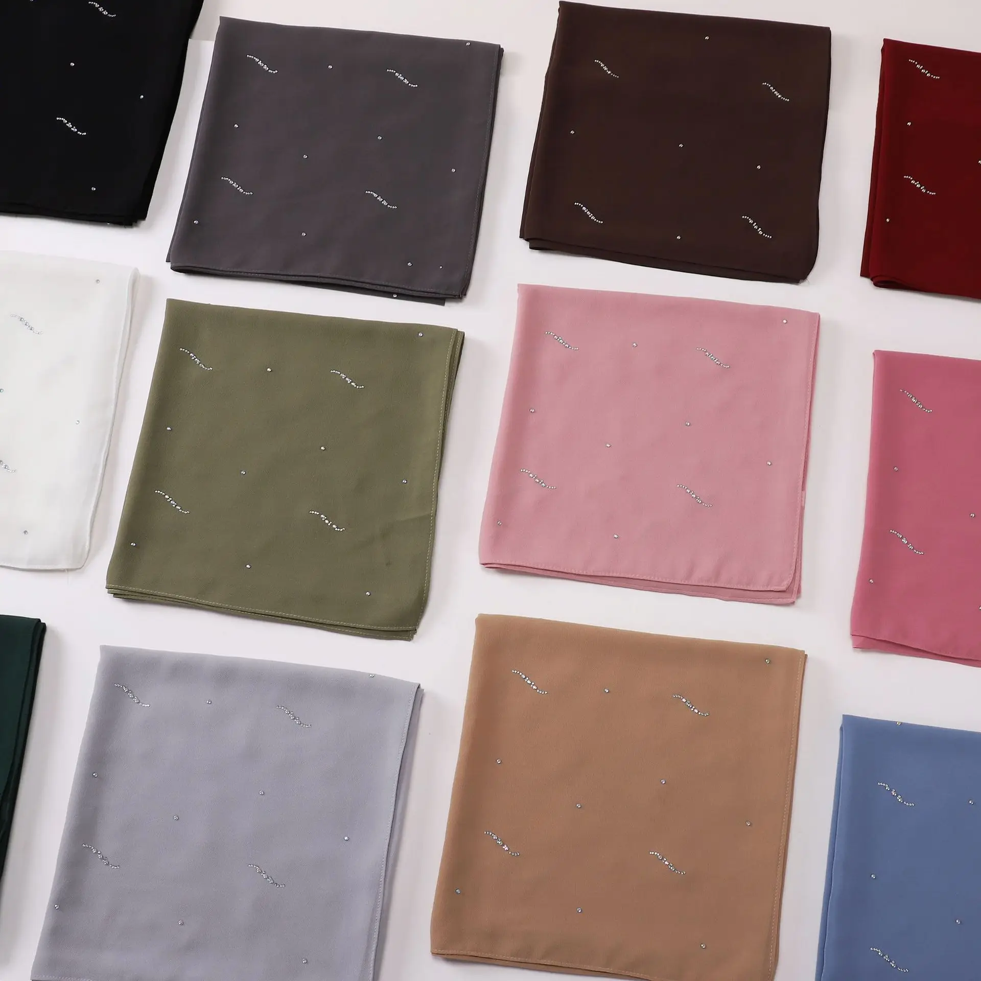 110*110cm Bubble Pearl Chiffon Square Scarf Rhinestone Muslim Women Hijab Soft Shawl Wrap Turban Headscarf Kerchief Headband
110*110cm Bubble Pearl Chiffon Square Scarf Rhinestone Muslim Women Hijab Soft Shawl Wrap Turban Headscarf Kerchief Headband