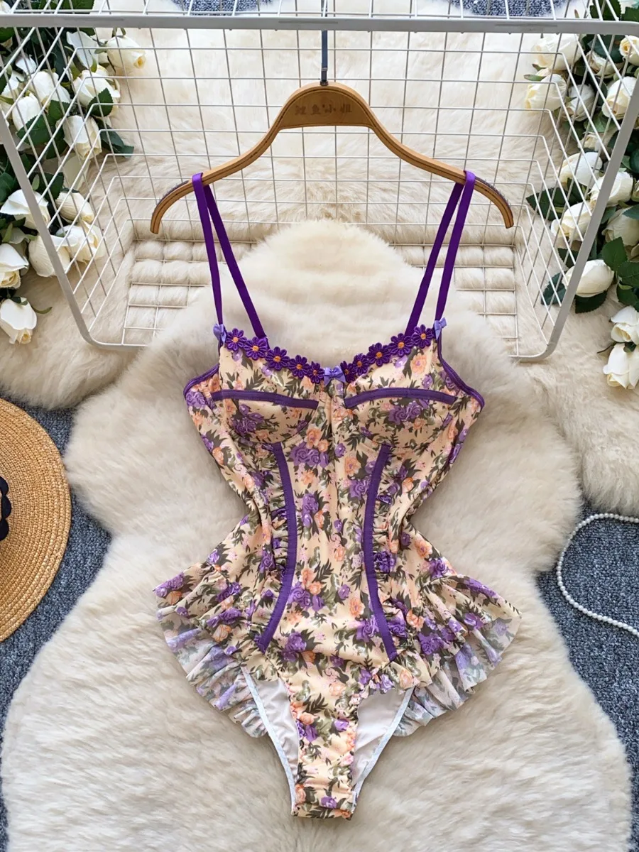 Foamlina Chic Girly Summer Romper Соблазнительный комбинезон с цветочным принтом Боди на тонких бретельках Боди с рюшами и вышивкой на бретельках
Foamlina Chic Girly Summer Romper Соблазнительный комбинезон с цветочным принтом Боди на тонких бретельках Боди с рюшами и вышивкой на бретельках
