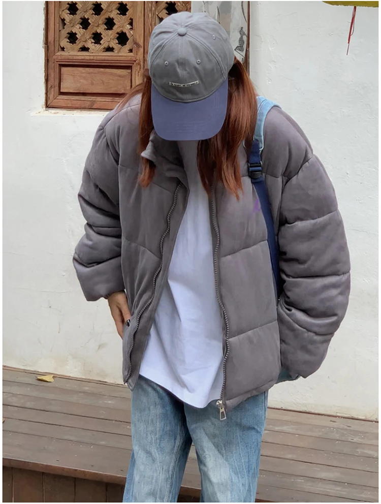 Парка женская оригинальная с накладными карманами, рукавами-фонариками, деталями с плиссировкой, принтом внутри, отделкой по краю, в форме пэплума, для занятий спортом
Парка женская оригинальная с накладными карманами, рукавами-фонариками, деталями с плиссировкой, принтом внутри, отделкой по краю, в форме пэплума, для занятий спортом