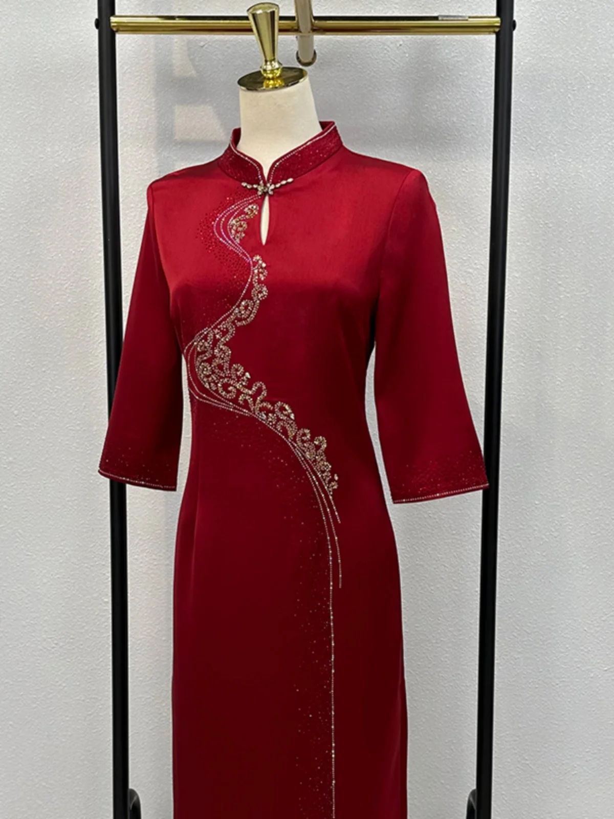 Ele Acetate Satin Wedding Dr for Mom Improved Qipao Sle Mid-Length Sve Regular Fit Sle Matron of Dr
Ele Acetate Satin Wedding Dr for Mom Improved Qipao Sle Mid-Length Sve Regular Fit Sle Matron of Dr